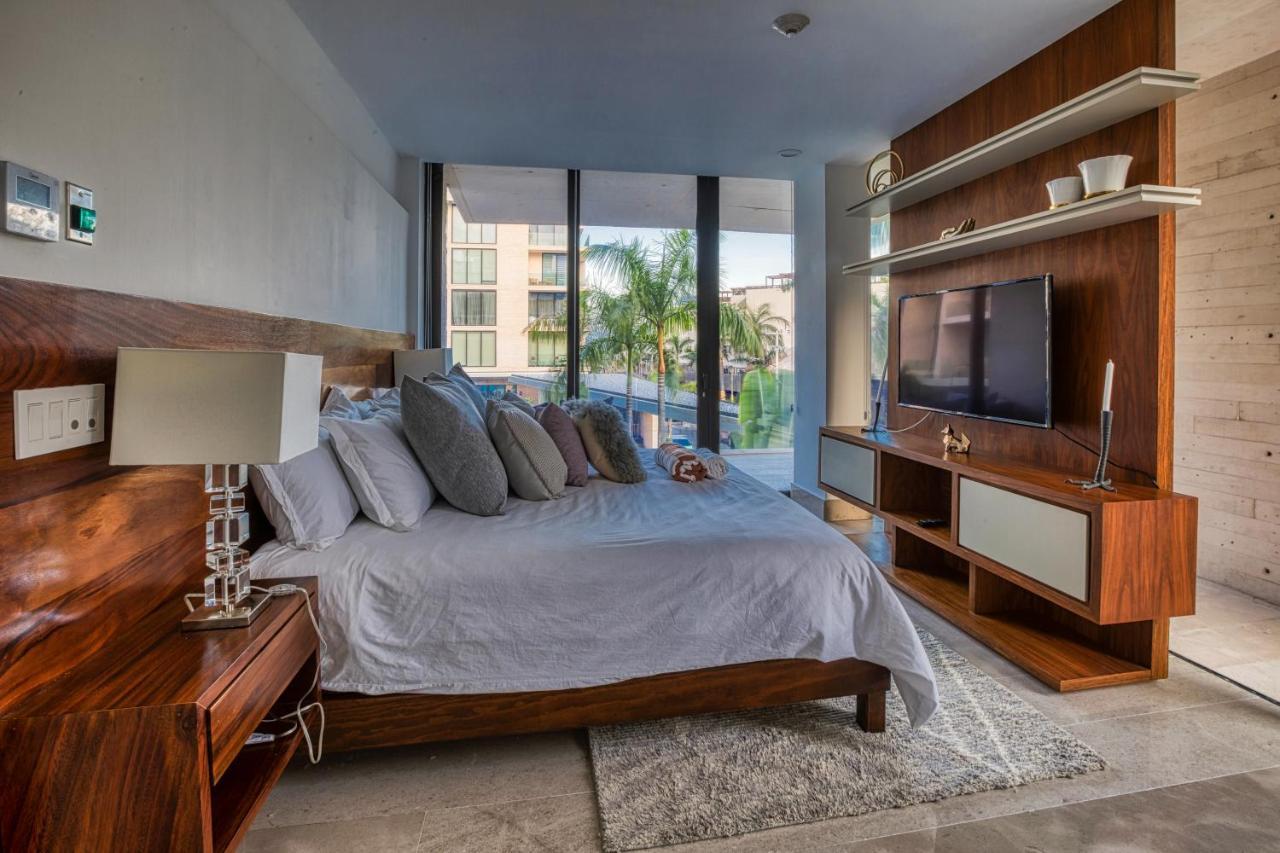 Astonishing With Balcony In A Private Complex With Pool And Gym * Playa del Carmen