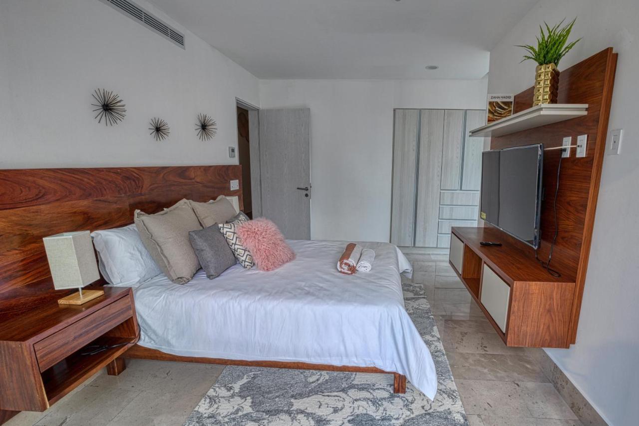 Astonishing With Balcony In A Private Complex With Pool And Gym Apartamento Playa del Carmen