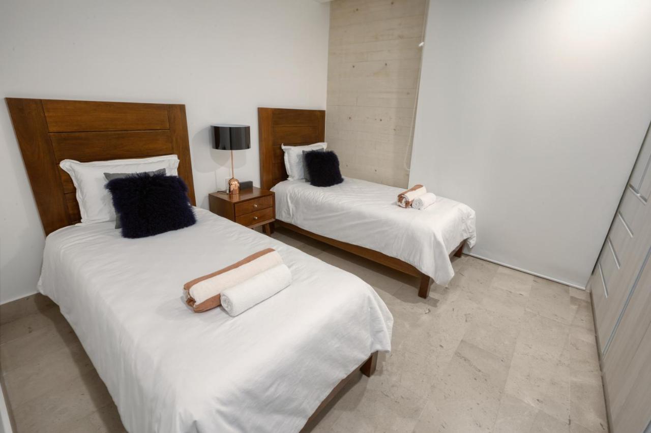 Astonishing With Balcony In A Private Complex With Pool And Gym