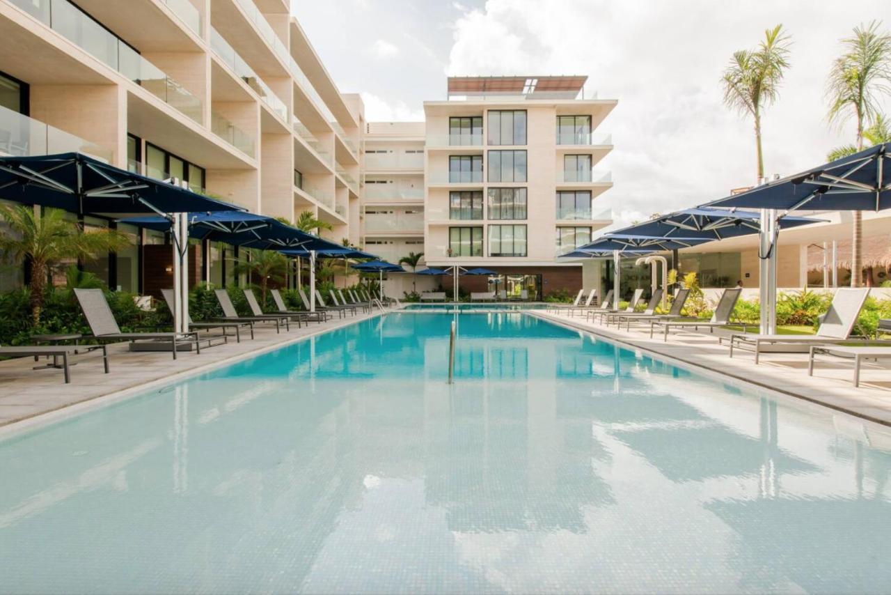 Astonishing With Balcony In A Private Complex With Pool And Gym Apartamento Playa del Carmen