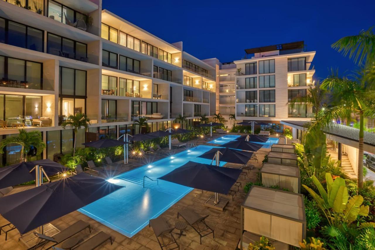 Astonishing With Balcony In A Private Complex With Pool And Gym * Playa del Carmen